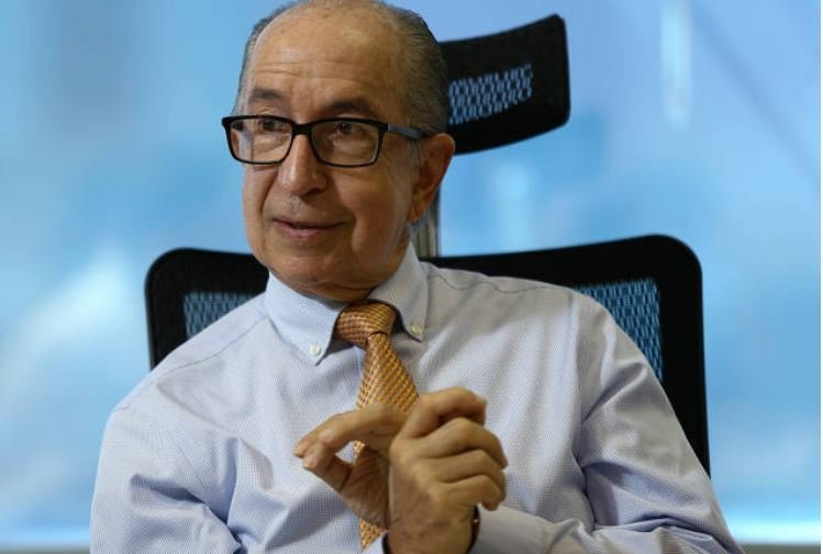 Igrejas serão tributadas, diz Secretário da Receita