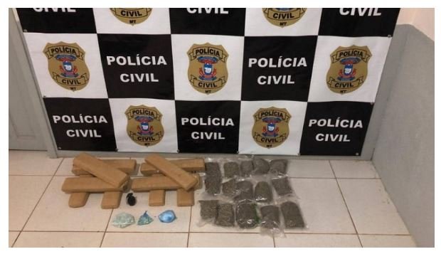 Trio é preso com 11 quilos de maconha, cocaína e 250 comprimidos de ecstasy.