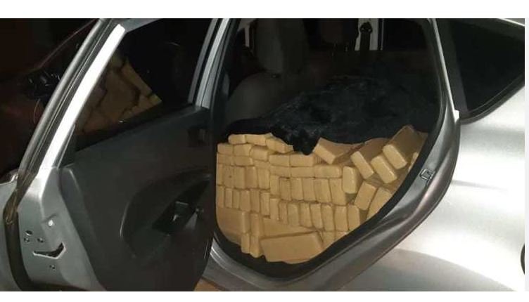 PRF apreende 617 quilos de maconha que seriam levados para Cuiabá