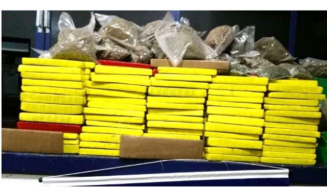 Dois são presos com 540 tabletes maconha e “super maconha” em MT