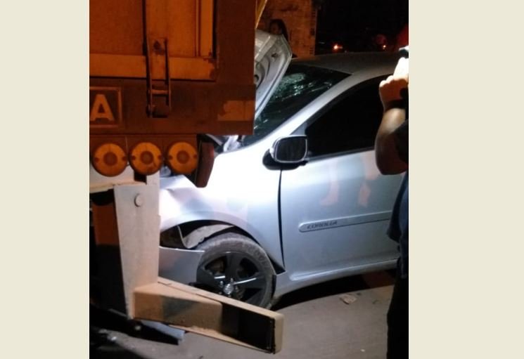 Acidente de transito em Colíder envolvendo três veículos, por pouco não acaba em tragédia. (Vídeo)