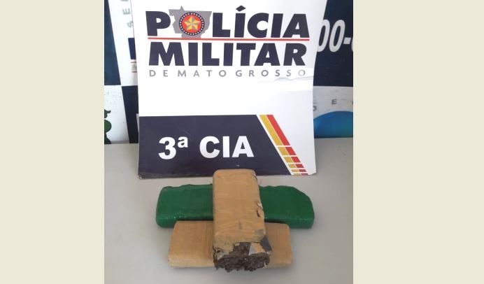 PM de Colíder apreendeu três tabletes de Drogas na casa da Aninha do Trafico. (Vídeo)
