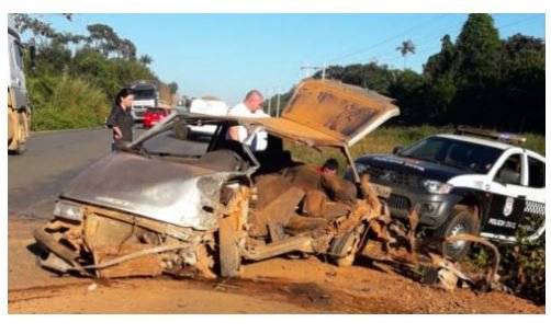 Colisão entre carro e carreta no Nortão deixa um morto