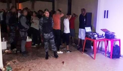 Festa regada a álcool e drogas e que tinha participação de menores é fechada pela PM