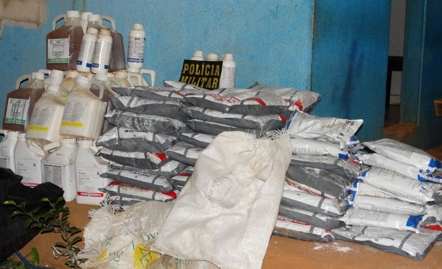 Polícia prende grande quantidade de defensivos agrícolas em residência em Nova Ubiratã (Vídeo)