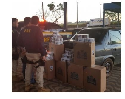 Motorista é preso por contrabando com 7 mil maços de cigarro em MT