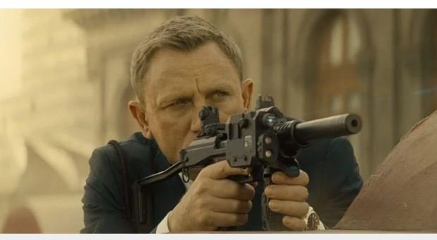 Explosão durante filmagem do novo filme de James Bond deixa um ferido