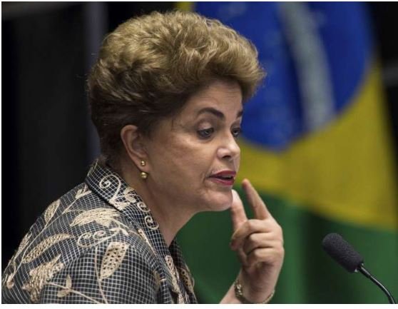 Comissão de Anistia analisa indenização para Dilma