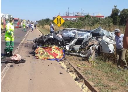 Grave acidente deixa um morto e interdita BR-163 em Lucas do Rio Verde