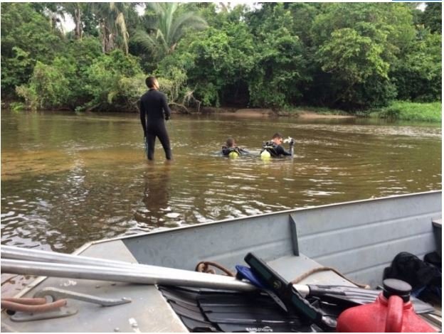Sem colete, homem que não sabia nadar desaparece após barco de pescaria virar