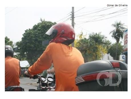 Motoboy de sex shop é furtado e produtos são levados na ação