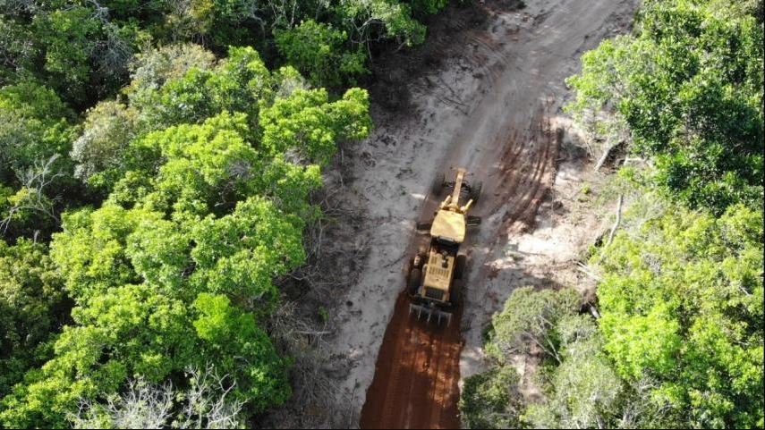 Prefeito de Guarantã tenta criar cortina de fumaça sobre o caso de maquinários públicos em área privada