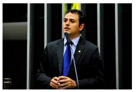 Audiência na Câmara é encerrada após deputado chamar Moro de ladrão