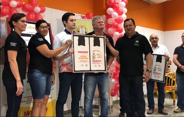 Hoje completa um ano que o Grupo Machado fechou parceria com APAE e Casa do Peregrino.