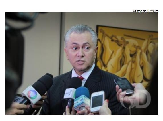 Perri dá 30 dias para concluir investigações sobre grampos
