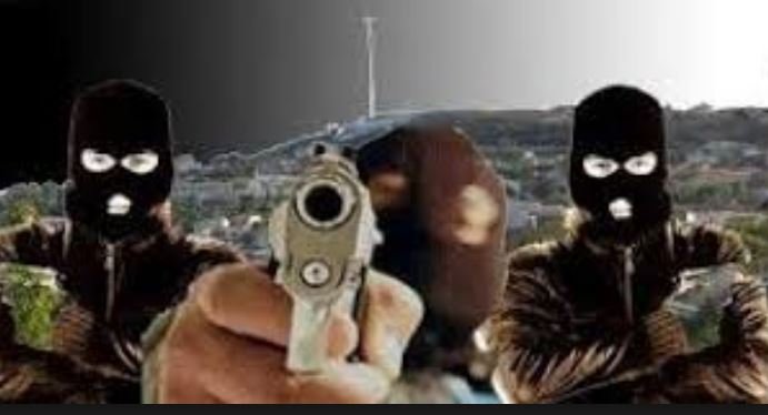 Família de advogado em Colíder passa por momentos de TERROR nas mãos de bandidos e tem sua caminhoneta roubada.