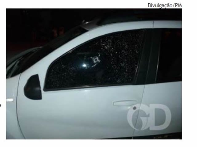 Motorista é morto com 3 tiros após reagir a roubo de carro