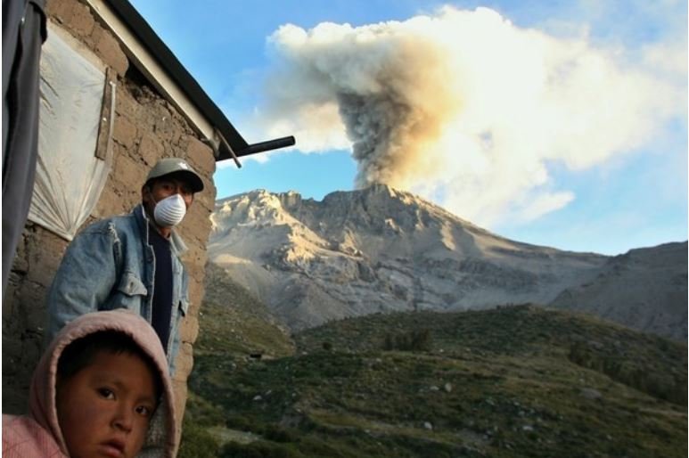 Cinzas de vulcão em erupção chegam ao Mato Grosso e cancelam voo em Cuiabá