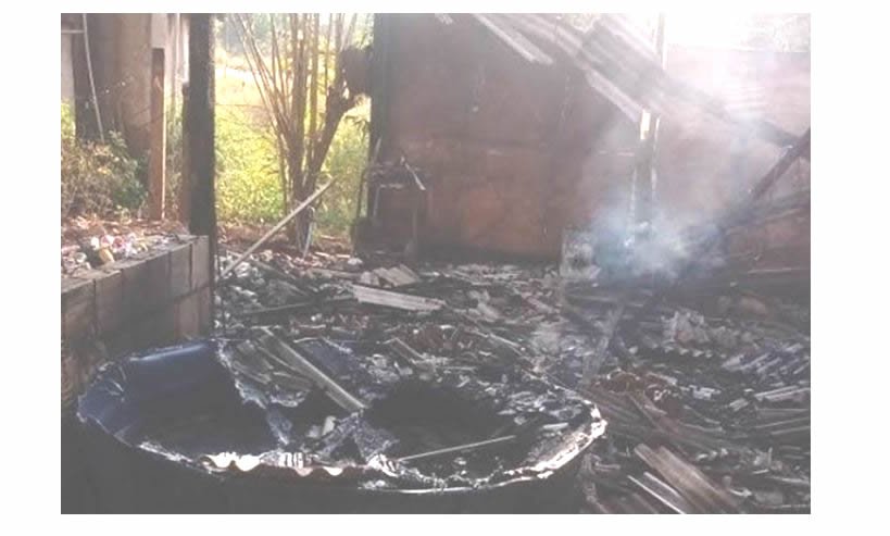 Mulher tem casa incendiada em Poxoréu; ex-marido é principal suspeito
