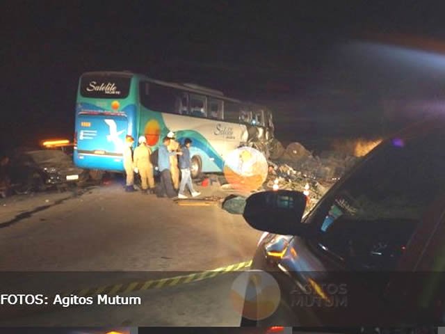 Acidente deixa quatro mortos na BR-163. Carro com placas de Lucas R. Verde está entre os veículos envolvidos. (Fotos)