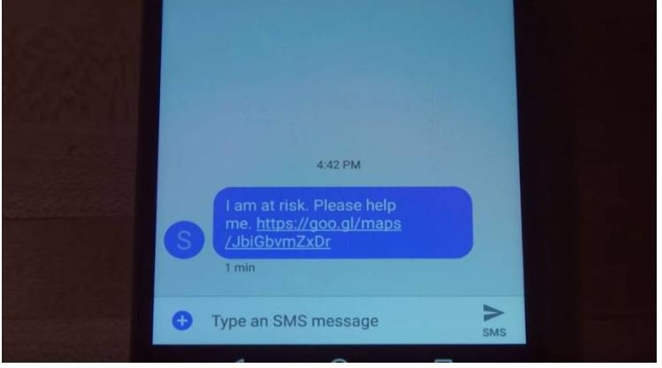 Sensor contra abuso sexual alerta que roupa está sendo tirada à força
