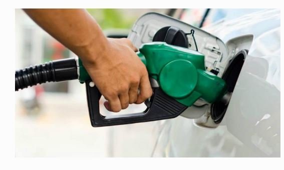 Petrobras reduz preço da gasolina nas refinarias em R$ 0,10 por litro
