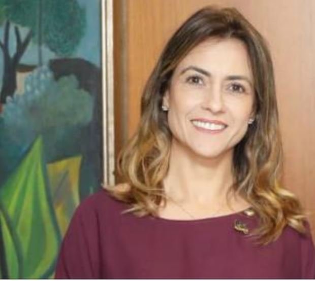 Senadora do PSL pede suspensão das redes sociais de Lula
