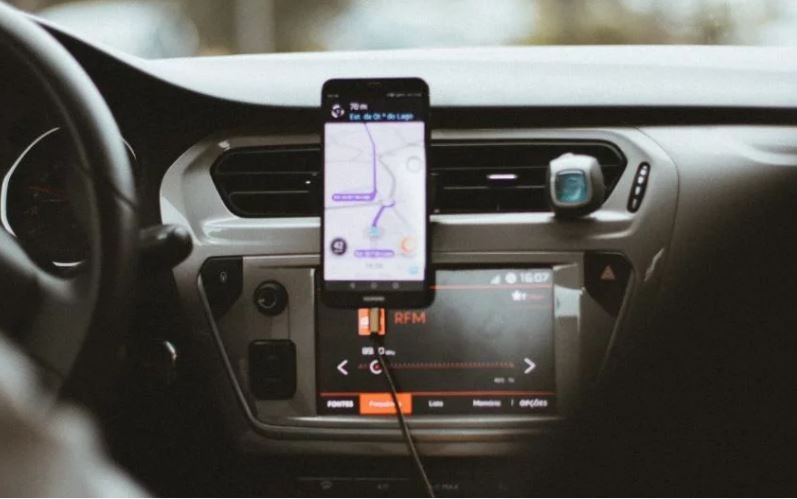 Uber pode estar cobrando dos motoristas uma porcentagem maior do que a divulgada