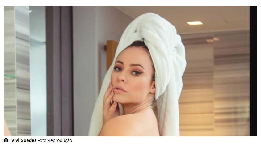 Paolla Oliveira surge após o banho só de lingerie: ''A mulher mais bonita do Brasil''