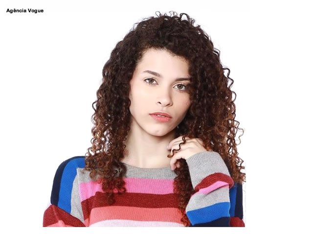 Jovem Colidense está inserida na maior agencia de modelos do Brasil. (Fotos)