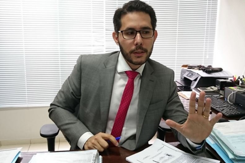 MP arquiva inquérito contra PMs e elogia ato de bravura