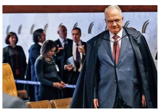 Fachin vota contra recurso que pode afetar Lava Jato;