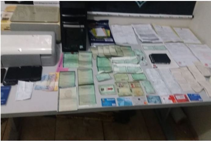Fábrica de exames falsos de gravidez é fechada pela polícia em Rondonópolis