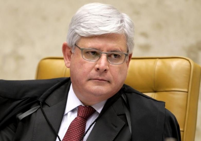 Janot surpreende ao contar que pensou em matar Gilmar Mendes e se suicidar