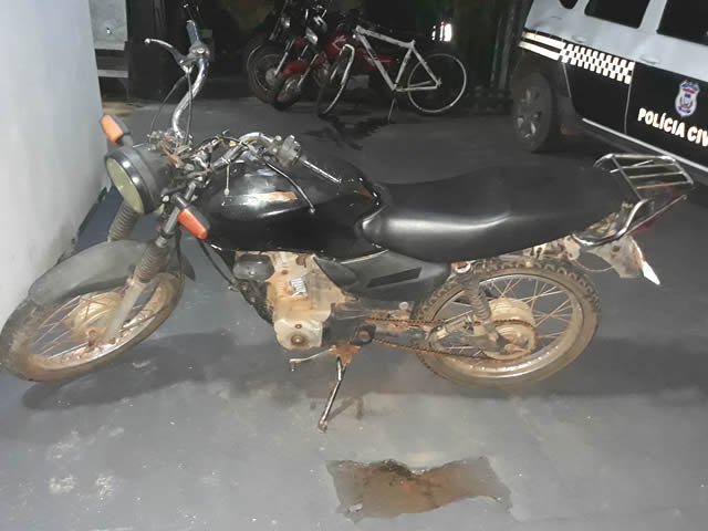 Agentes de trânsito de Colíder recuperam moto roubada em Alta Floresta. (Vídeo)