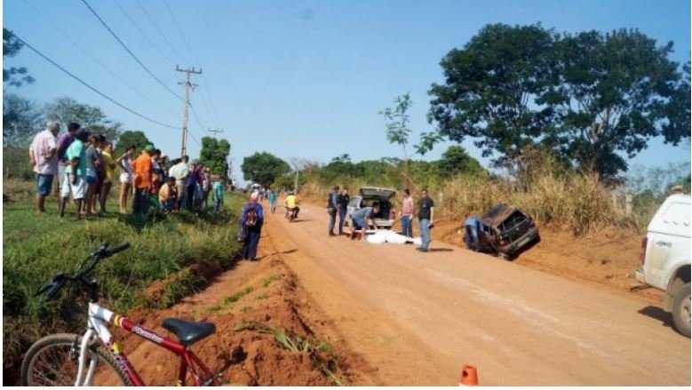 Pastor morre em capotamento de carro em MT