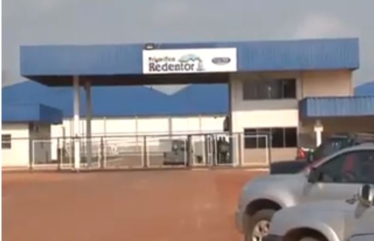 Frigorífico Redentor afunda em dividas e põe cidade em caos econômico.(Video)
