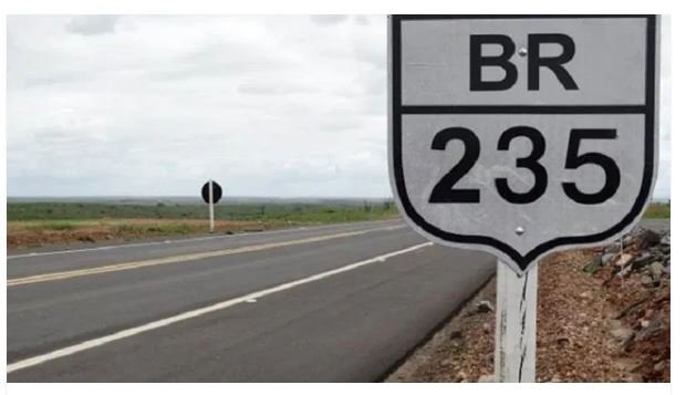 Prefeitos de Tocantins pedem a ministro conclusão da , BR 235 até Novo Progresso
