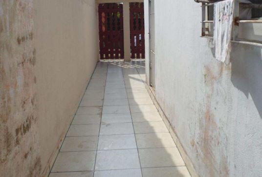 Vizinho em Colíder é flagrado se masturbando enquanto meninas tomavam banho.