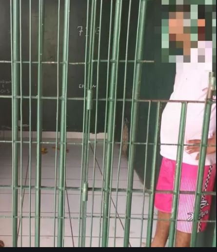Mulher que enforcou filho de 6 anos arrancou o próprio olho e jogou no ralo da cela