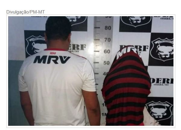 Casal é flagrado transando em carro, tenta subornar PMs e é preso