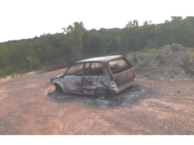 Corpo carbonizado é achado dentro de carro incendiado