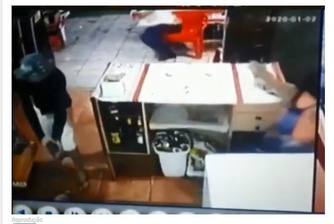 Suspeitos de assassinar homem em mercearia são presos em Marcelândia