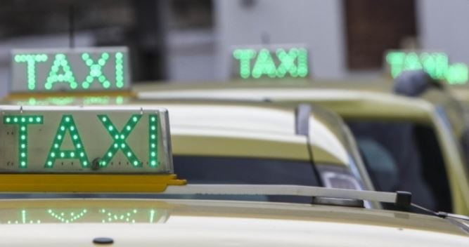 Taxista é encontrado morto no banheiro de casa
