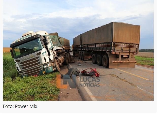 Quatro carretas se envolvem em acidente na BR-163 entre Nova Mutum e Lucas do Rio Verde-MT (Fotos)