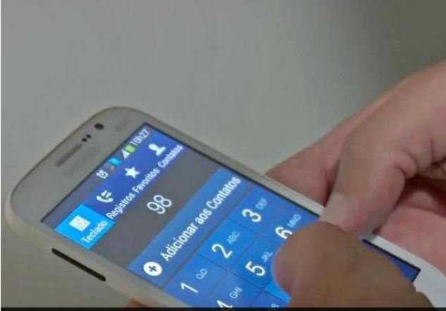 Mulher denuncia que pastor da igreja teve WhatsApp clonado e perde R$ 1,5 mil