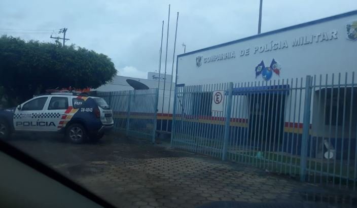 PMs de Colíder prendem ladrão e recupera Corola furtado em Santa Helena.