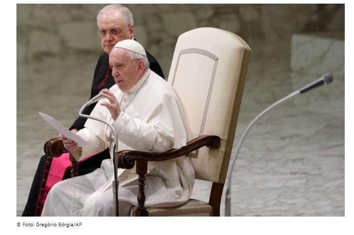 Papa Francisco recua sobre ordenação de homens casados como padres na Amazônia