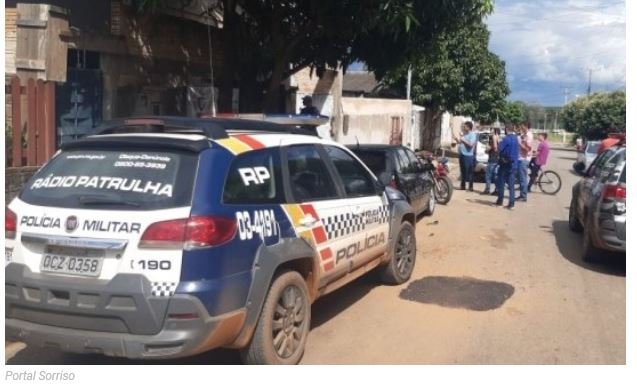 Pistoleiro invade oficina e executa homem com três tiros em Sorriso