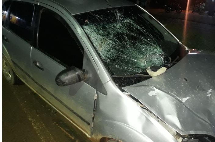 URGENTE: Grave acidente entre moto e carro em Colíder deixa um morto e outro gravemente ferido. (Vídeo)